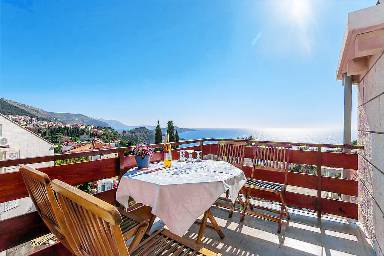 70 m² Apartament