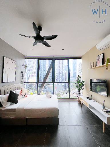 450 m² House