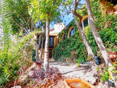 260 m² House