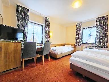Dreibettzimmer