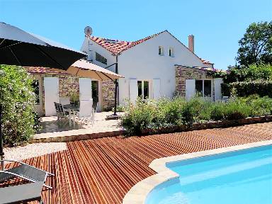 Child-friendly house with private pool, terrace & garden | Nature view | Suitable for remote work | Pet-friendly