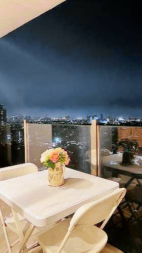 Serviced apartment with patio & pool — photo 5