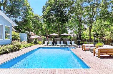 181 m² House