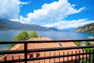 Appartamento con giardino e terrazza | Vista sul lago