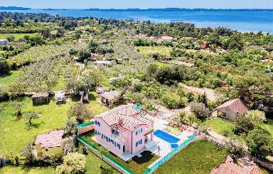 200 m² Ferienhaus mit privatem Pool ∙ Meerblick ∙ Haustierfreundlich ∙ 9 Gäste ∙ 4 Schlafzimmer ∙ Peroj, Istrien
