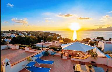 Ferienwohnung mit Terrasse, Grill und Pool | Meerblick