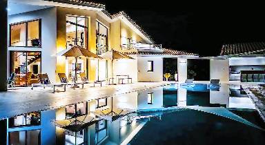Villa de 300 m²