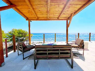 Incantevole appartamento totalmente attrezzato con giardino e terrazza | Vista sul giardino | Ideale per lavorare da remoto