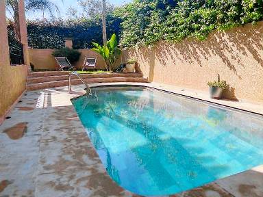 Villa 400 m²
