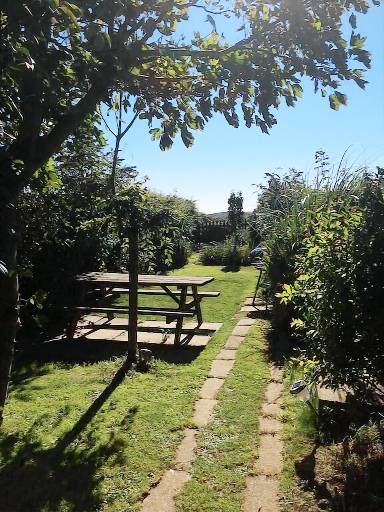 Cottage with garden & barbecue