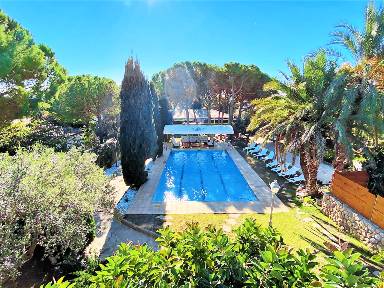 400 m² Villa