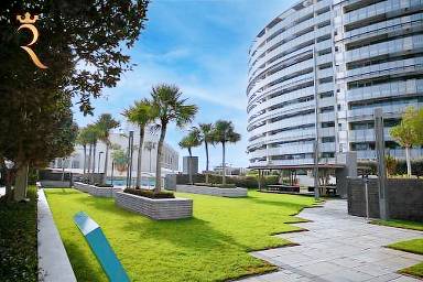 144 m² Apartment