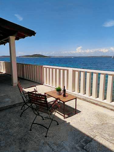 Apartma Obonjan