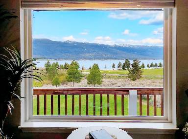 House with hot tub, yard & grill | Suitable for remote work