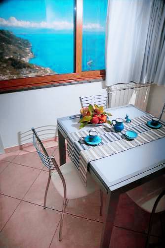 House Amalfi