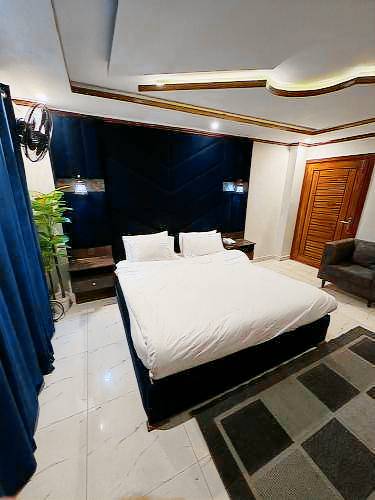 Hotel SecondHome
