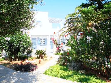 Apartamento con terraza, jardín y barbacoa | Vistas a la naturaleza