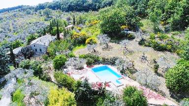 Camera privata con piscina