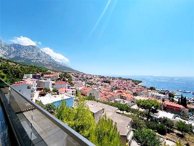 Familienorientiertes tolles Apartment mit Pool, Grill und Terrasse | Meerblick | Neben dem Strand
