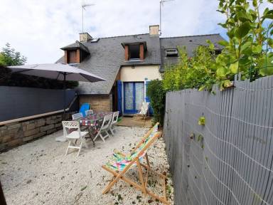 House Yard Sarzeau