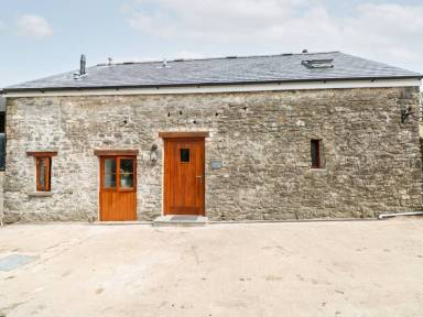 Cottage Llangan