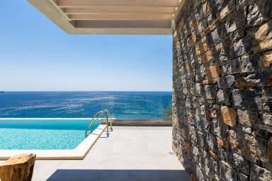 Villa Pool Sellia