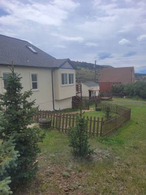 House Cripple Creek