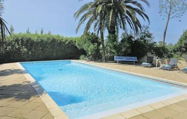 Maison de vacances 300 m²