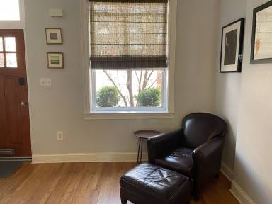 House Pet-friendly Upper Darby