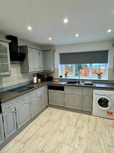 Villa Cannock