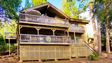 House Lake Almanor