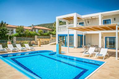 Villa  Elios Proni