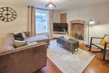 Apartment Cropton