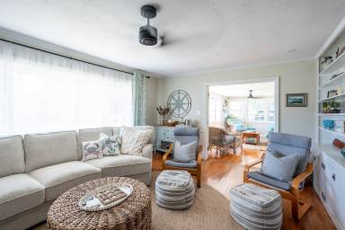 House Buzzards Bay