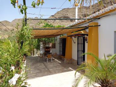 House Álora