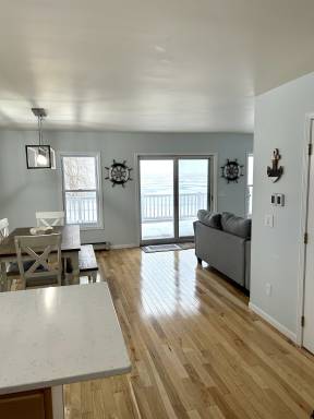 Airbnb  Houghton Lake