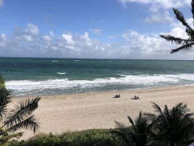 Airbnb  Lauderdale-by-the-Sea