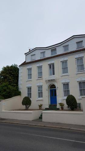 Bed & Breakfast  Jersey