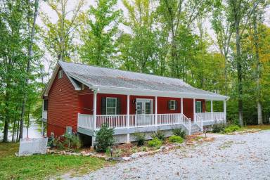 House Walnut Grove