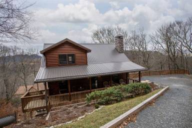 Cabin  Linville