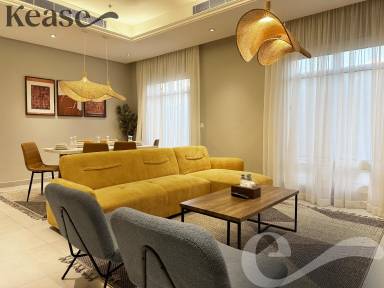 130 m² Apartment