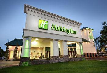 Hotel Calgary Macleod Trail South in Calgary, AB