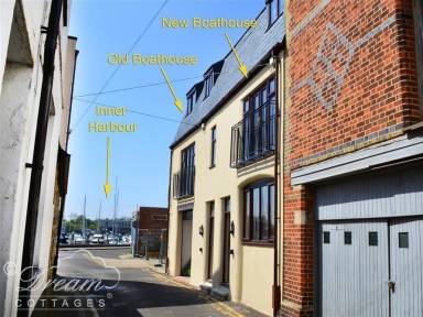 Fully equipped cottage | Next to the beach
