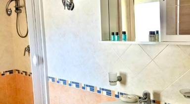 Kinderfreundliche schöne Ferienwohnung mit Terrasse, privatem Pool und Grill