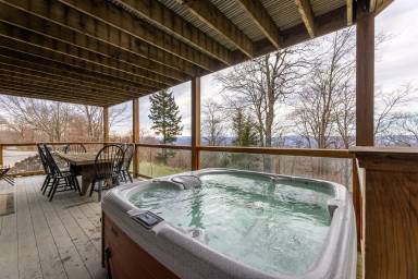 Chalet Snowshoe