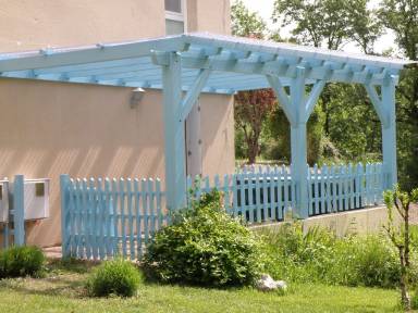 House Balcony/Patio Nanteuil-Auriac-de-Bourzac