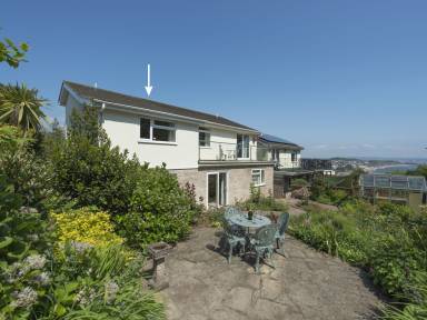 90 m² Cottage
