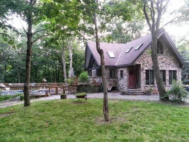 Airbnb  Rhinebeck