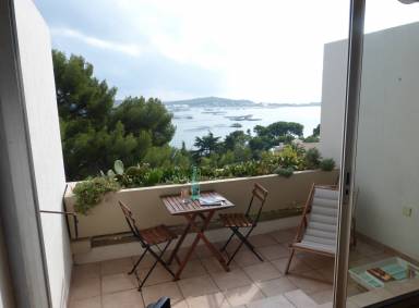 Apartment Saint-Mandrier-sur-Mer