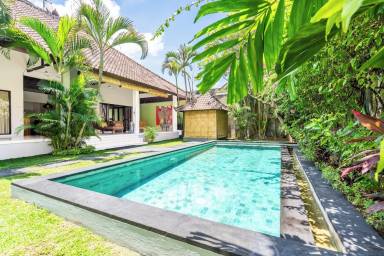 Attraente villa con giardino, piscina privata e terrazza | Vista sulla piscina